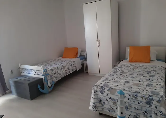 Adriatic Pearl Split