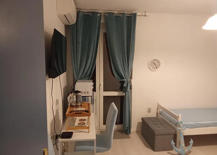 Adriatic Pearl Split